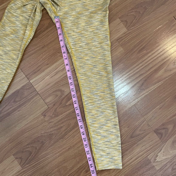 Outdoor Voices Flow Freeform 7/8 Leggings Sunset Yellow/Gray Workout Gym Medium - Picture 12 of 12